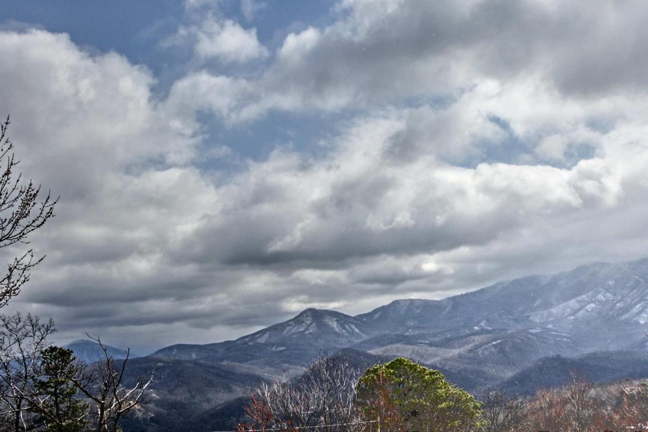 Hébergement de vacances Mountain Views And Indoor Hot Tub! Gatlinburg